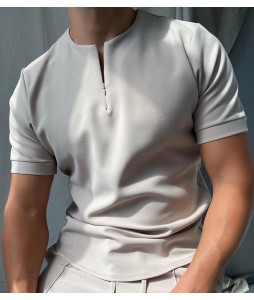 Solid color polo shirt without zipper